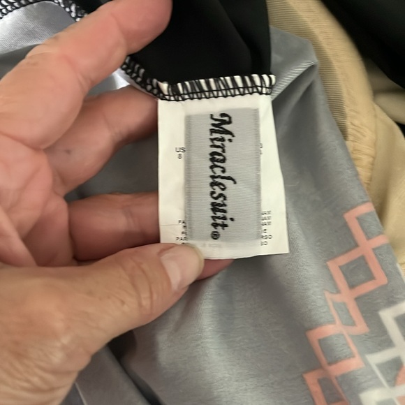 Miracle suit top only size 8 strapless - Picture 8 of 10